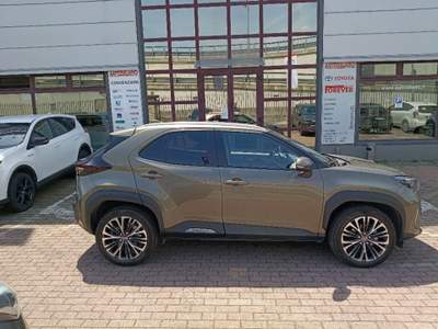 Toyota Yaris Cross 1.5 Hybrid 5p. E-CVT Lounge Bronzo usata Vignate