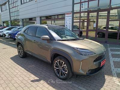 Toyota Yaris Cross 1.5 Hybrid 5p. E-CVT Lounge Bronzo usata Vignate