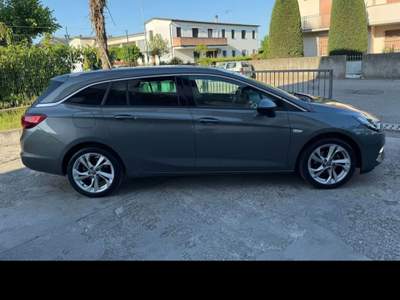 Opel Astra Ottimo stato, tagliando al cambio automatico, nessun difetto usata Baricella