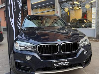 BMW X5 xDrive30d 258CV Luxury Blu/Azzurro usata Torino