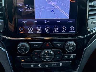 Jeep Grand Cherokee OVERLAND Bianco usata Torino