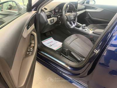 Audi A4 Avant 35 TDI/163 CV S tronic Business Advanced Blu/Azzurro usata Poviglio