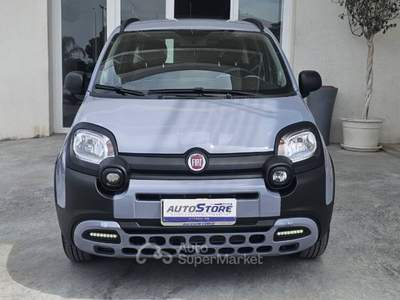 Fiat Panda 1.0 firefly hybrid City Cross s&s 70cv Grigio usata Vittoria