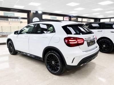 Mercedes-Benz GLA 200 d Premium auto Bianco usata BARCELLONA POZZO DI GOTTO