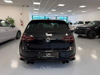 Volkswagen Golf 2.0 tsi R 4motion 5p dsg usata Novara