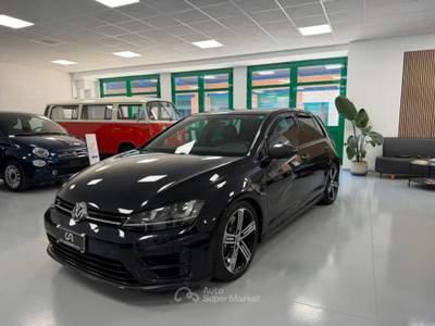 Volkswagen Golf 2.0 tsi R 4motion 5p dsg usata Novara