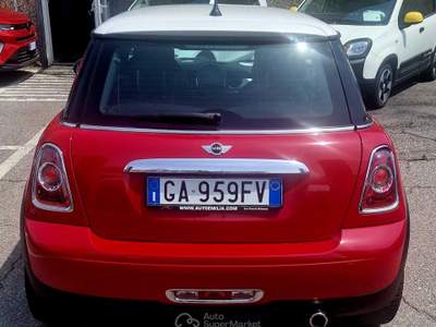 MINI Cooper LA PICCOLA CHE PIACE Rosso usata San Donato Milanese