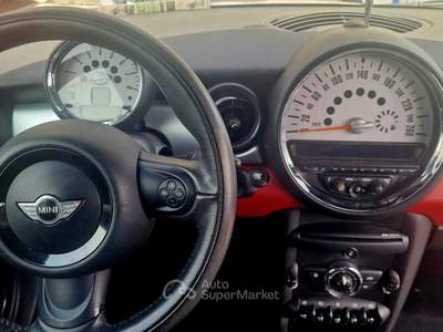 MINI Cooper LA PICCOLA CHE PIACE Rosso usata San Donato Milanese