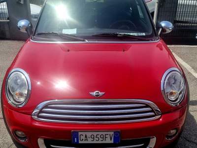 MINI Cooper LA PICCOLA CHE PIACE Rosso usata San Donato Milanese