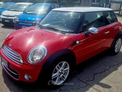 MINI Cooper LA PICCOLA CHE PIACE Rosso usata San Donato Milanese