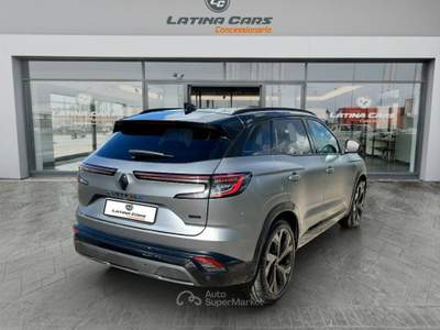 Renault Austral 1.2 E-Tech Full Hybrid Techno Esprit Alpine Grigio usata Latina