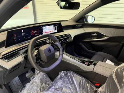 Peugeot 3008 1.2 hybrid Allure 145cv e-dcs6 Nero usata Mozzo