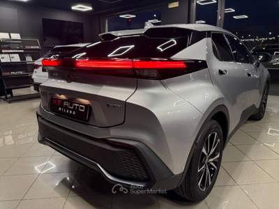 Toyota C-HR 1.8 hev Trend fwd e-cvt Argento usata Mozzo
