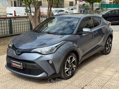 Toyota C-HR 1.8 HYBRID LOUNGE E-CVT 122CV Grigio usata Cerignola