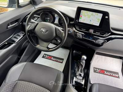 Toyota C-HR 1.8 HYBRID LOUNGE E-CVT 122CV Grigio usata Cerignola