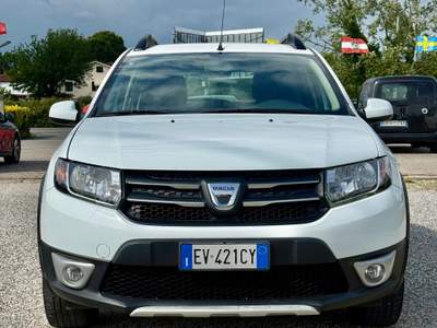 Dacia Sandero KM ORIGINALI GARANTITI , GARANZIA 1 ANNO COMPRESA NEL PREZZO Bianco usata Porcari