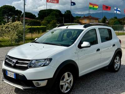 Dacia Sandero KM ORIGINALI GARANTITI , GARANZIA 1 ANNO COMPRESA NEL PREZZO Bianco usata Porcari