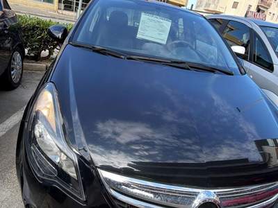 Opel Corsa unico proprietario Nero usata Mondolfo