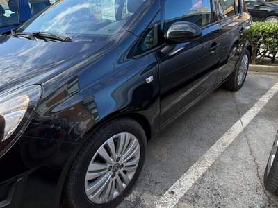 Opel Corsa unico proprietario Nero usata Mondolfo
