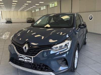 Renault Captur CAPTUR 1.6 BENZINA IBRIDO Blu/Azzurro usata Giugliano in Campania