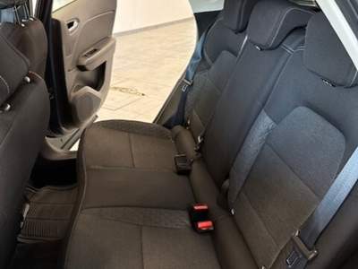 Renault Captur CAPTUR 1.6 BENZINA IBRIDO Blu/Azzurro usata Giugliano in Campania
