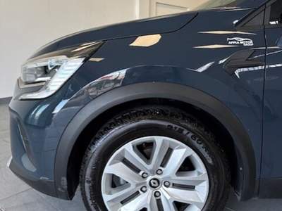 Renault Captur CAPTUR 1.6 BENZINA IBRIDO Blu/Azzurro usata Giugliano in Campania