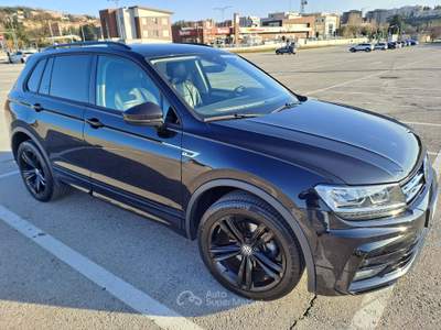 Volkswagen Tiguan R LINE usata Perugia
