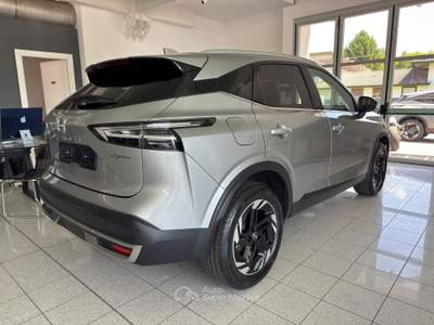 Nissan Qashqai Qashqai 1.3 mhev N-Connecta 2wd 158cv xtronic Grigio usata Piombino Dese