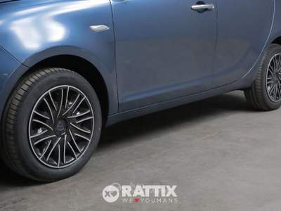 Lancia Ypsilon ypsilon 1.0 firefly hybrid gold s&s 70cv 5p.ti Blu/Azzurro usata Barzago