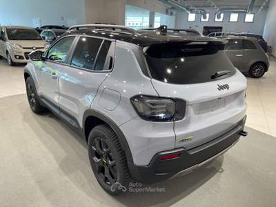 Jeep Avenger 1.2 Turbo e-Hybrid The North Face 4xe eDCT6 Grigio usata Montagna in Valtellina