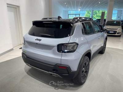 Jeep Avenger 1.2 Turbo e-Hybrid The North Face 4xe eDCT6 Grigio usata Montagna in Valtellina