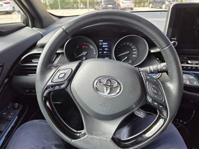 Toyota C-HR immatricolata N1 completamente deducibile usata Portici