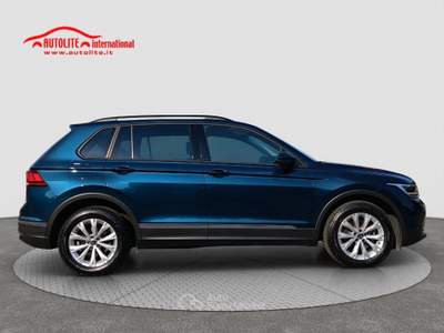 Volkswagen Tiguan 2.0 tdi Life 150cv dsg Blu/Azzurro usata San Zenone degli Ezzelini