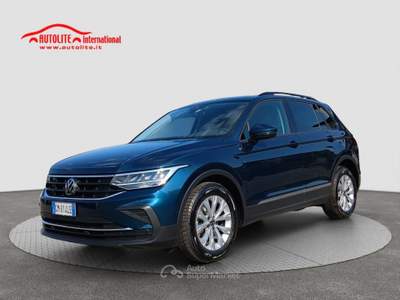 Volkswagen Tiguan 2.0 tdi Life 150cv dsg Blu/Azzurro usata San Zenone degli Ezzelini