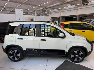 Fiat Panda  - pandina 1.0 firefly hybrid s&s 70cv 5p.ti Bianco usata Biella