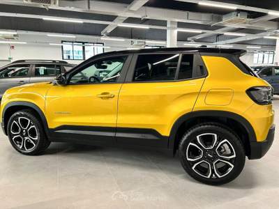 Jeep Avenger  1.2 turbo 100 cv limited Giallo usata Torino