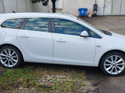 Opel Astra Full optional con autoradio touch Android Car play Bianco usata Pontinia