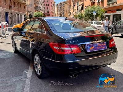 Mercedes-Benz Classe E CDI BlueEfficiency Avantgarde Coupe Nero usata Roma