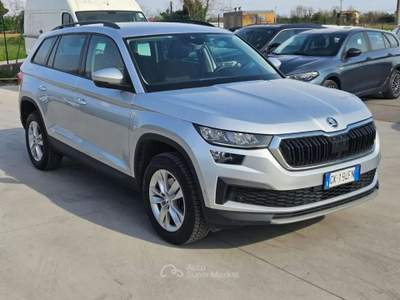Skoda Kodiaq 2021 2.0 tdi evo Executive dsg 4WD - GK194FN Argento usata Basiliano