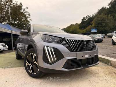 Peugeot 2008 1.2 PureTech Allure S&S 100 cv Grigio usata Teano