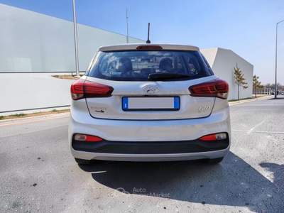 Hyundai i20 1.2 5 porte Econext Connectline Argento usata Cassacco