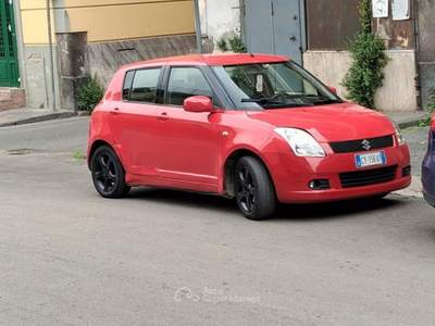 Suzuki Swift SUZUKI SWIFT 1.3 5P GLX (68 KW Rosso usata Casaluce