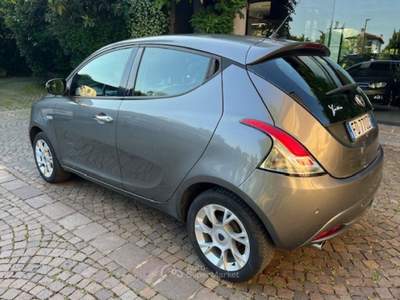 Lancia Ypsilon 1.3 MJT 5 porte Neopatentati Grigio usata ROSà