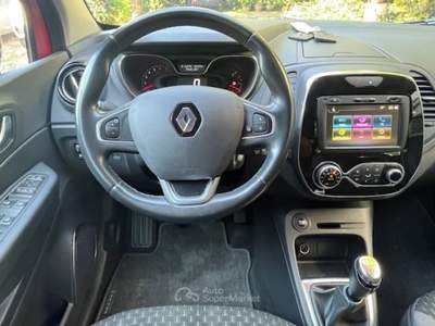 Renault Captur TCe 90 CV Intens Neopatentati Rosso usata ROSà