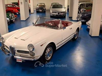 Alfa Romeo Giulia SPIDER TOURING**ITALIANA DA SEMPRE-TARGHE MILANO Bianco usata Vigevano
