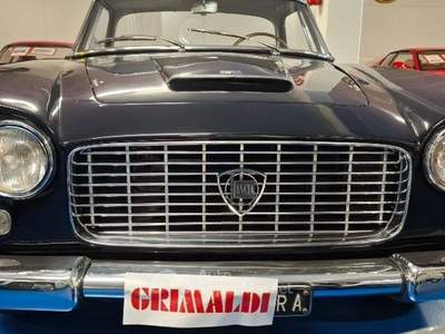 Lancia Flaminia TOURING GT SUPERLEGGERA 3C PELLE CARTIER Blu/Azzurro usata Vigevano