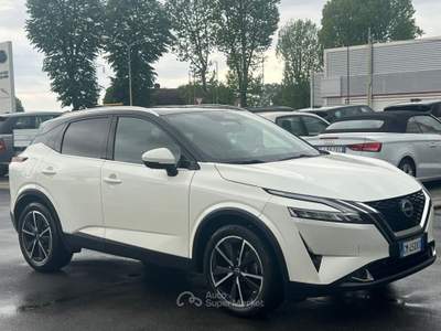 Nissan Qashqai MHEV 158 CV Xtronic N-Connecta Bianco usata Massarosa