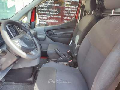 Nissan NV200 Nissan NV200 e-NV200 40 kWh Van #10833 Rosso usata Milano