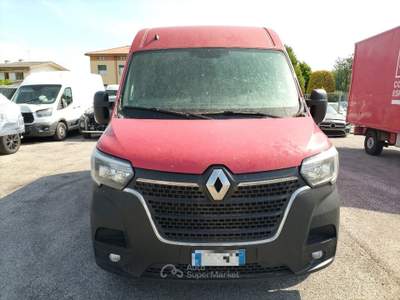 Renault Master T33 2.3 dCi 135 Rosso usata Pordenone