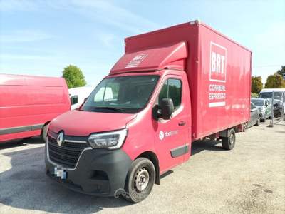 Renault Master T35 2.3 dCi 135 cassonato Rosso usata Pordenone